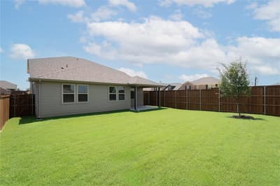 3904 Jade Drive, Celina TX 75009 - Photo 2