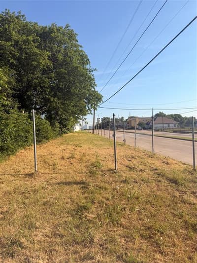 1535 Padgitt Avenue, Dallas TX 75203