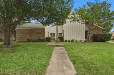 16902 Davenport Court, Dallas TX 75248