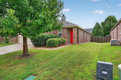 1325 Cheyenne Drive, Aubrey TX 76227 - Photo 2