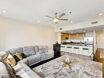 1200 Main Street # 1404, Dallas TX 75202 - Photo 5