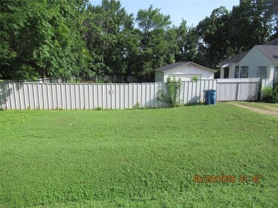 201 E Dallas Street, Hutchins TX 75141 - Photo 2