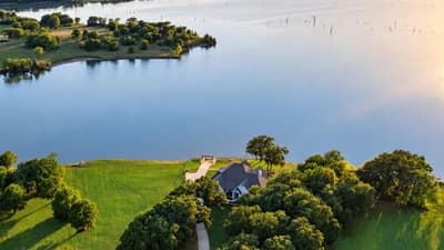 1144 Paradise Cove, Streetman TX 75859