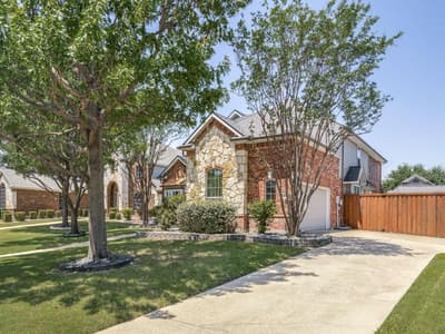 10405 Panks Court, Rowlett TX 75089
