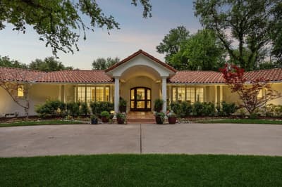 4630 S Lindhurst Avenue, Dallas TX 75229
