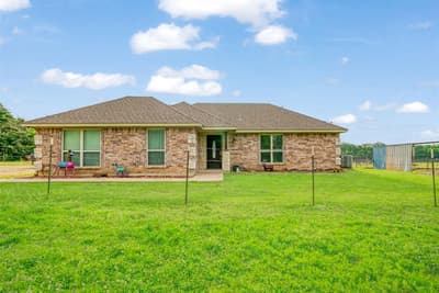 1890 County Road 34520, Sumner TX 75486