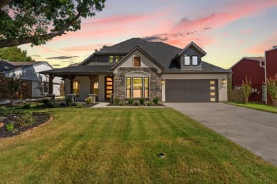 819 Beverly Drive, Grapevine TX 76051