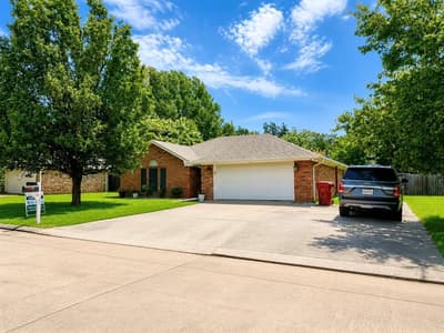 187 SANDY, Reno TX 75462