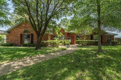 716 Retoma Park Drive, Robinson TX 76706