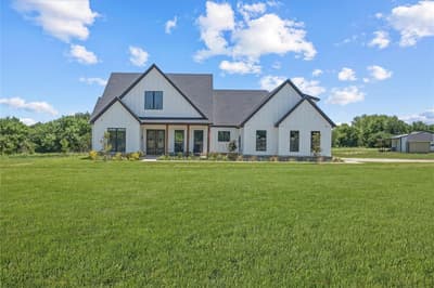 1100 Maverick Court, Rio Vista TX 76093