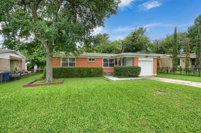10628 Benbrook Drive, Dallas TX 75228