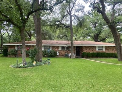 2333 N Carrier Parkway, Grand Prairie TX 75050