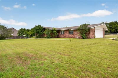 224 Billo Court, Weatherford TX 76087 - Photo 3