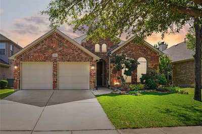 8704 Dayton Drive, Lantana TX 76226