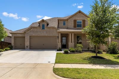 1108 Claiborne Drive, Aubrey TX 76227