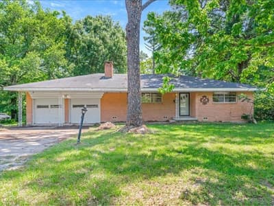 1016 N Saline, Grand Saline TX 75140