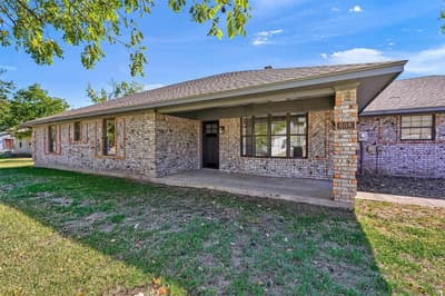 608 North Avenue, Whitesboro TX 76273 - Photo 2