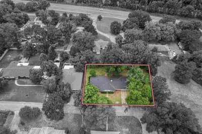 725 W BLAIR ST, Mineola TX 75773 - Photo 2