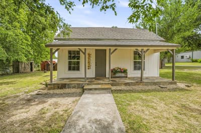 255 Glenn Street, Bluff Dale TX 76433