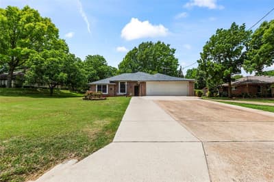 403 N Casa Grande Circle, Duncanville TX 75116