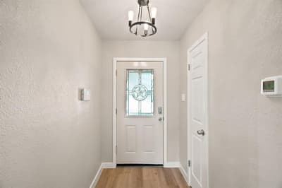 1615 Roundrock Trail, Mesquite TX 75149 - Photo 3