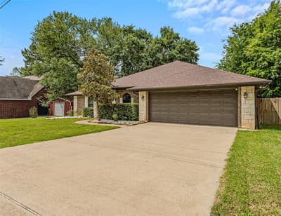 129 Donna Drive, Gun Barrel City TX 75156 - Photo 2