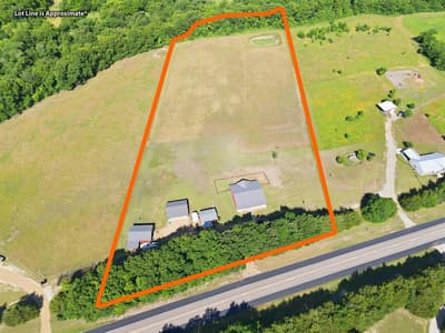 3027 NW State Highway 11, Leonard TX 75452