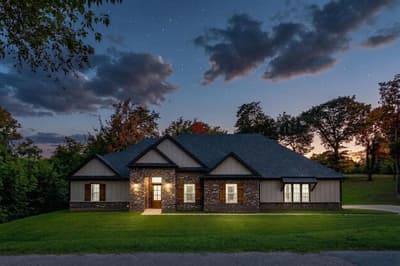 1028 W Day Street, Denison TX 75020