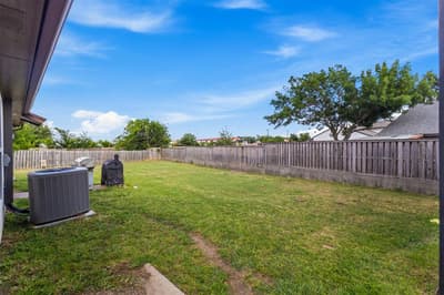 8800 Crestbrook Drive, Fort Worth TX 76179 - Photo 3