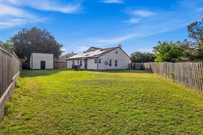 8800 Crestbrook Drive, Fort Worth TX 76179 - Photo 4
