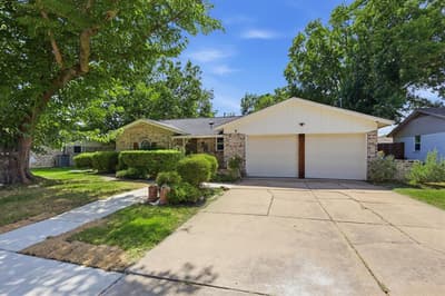 6609 Emily Drive, Watauga TX 76148 - Photo 2
