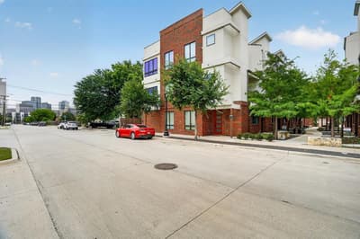 321 College Avenue, Fort Worth TX 76104