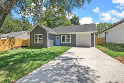 516 E Heron Street, Denison TX 75021