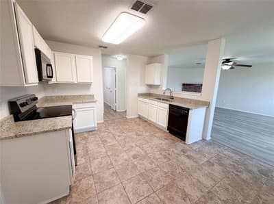 2904 Lake Vista Drive, Wylie TX 75098 - Photo 2