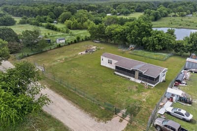 979 Private Road 3784, Quinlan TX 75474
