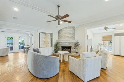 9159 Dunmore Drive, Dallas TX 75231 - Photo 3