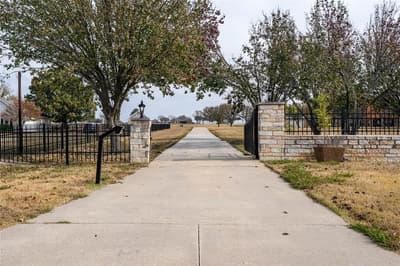 364 Parker Road # A, Van Alstyne TX 75495 - Photo 4
