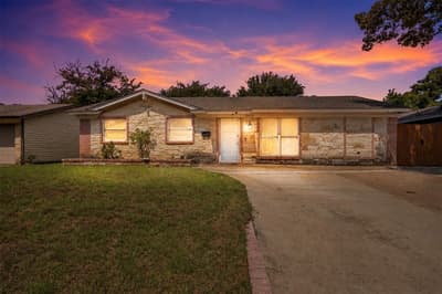 2009 Red Oak Drive, Irving TX 75060