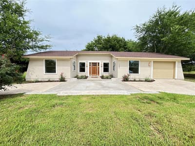 1089 County Road 1136, Cumby TX 75433
