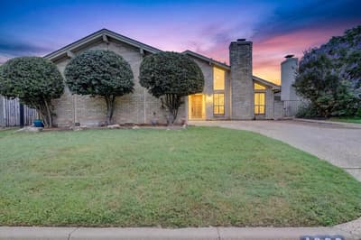 4083 Hidden View Circle, Fort Worth TX 76109
