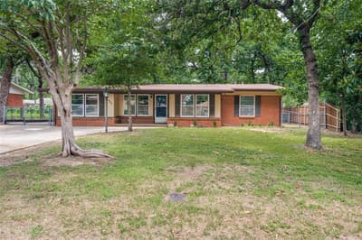 1305 W Lavender Lane, Arlington TX 76013