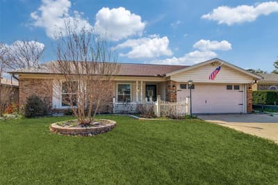 721 NW Ann Lois Lane, Burleson TX 76028