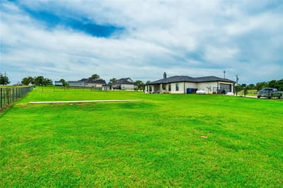 1024 Henry Way, Springtown TX 76082 - Photo 3