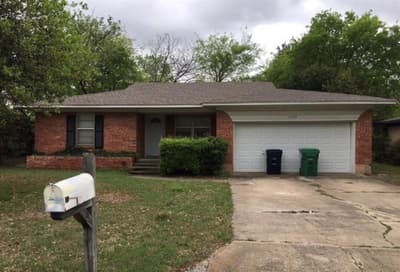 1705 Crescent Street, Denton TX 76201