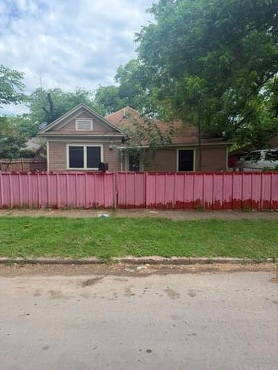 417 W Brooklyn Avenue, Dallas TX 75208
