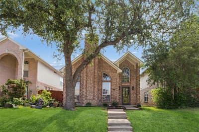 2212 Meadowstone Drive, Carrollton TX 75006