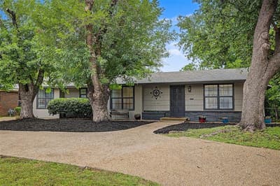 3644 W Seminary Drive, Fort Worth TX 76109