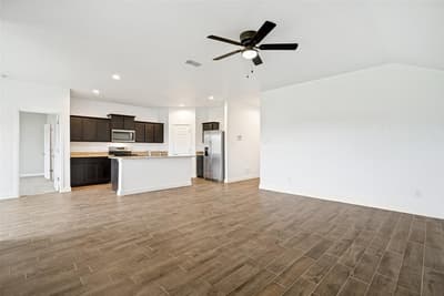 608 Breckenridge Park Drive, Alvarado TX 76009 - Photo 2