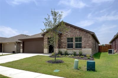 113 Anderson Mill Street, Azle TX 76020 - Photo 2