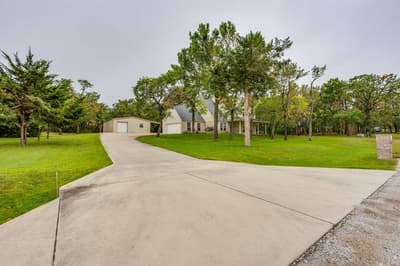 263 Oak Creek Circle, Springtown TX 76082